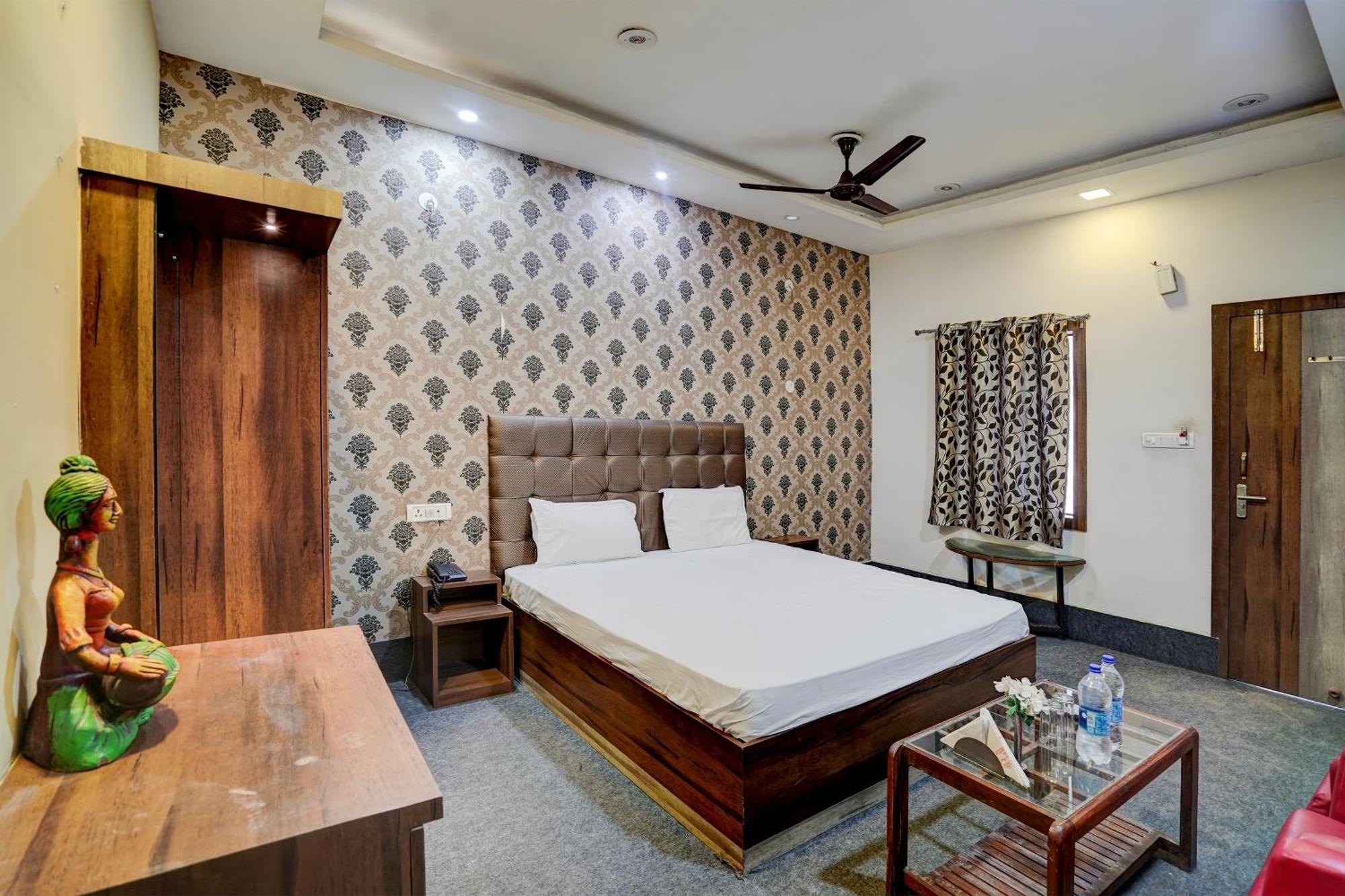 Hotel O Shyam Utsav Mirzāpur エクステリア 写真